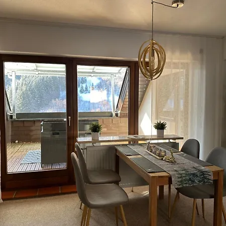 Bollenlodge Ferienwohnung mit Ausblick, modernem Design - ideal für Paare Todtnau