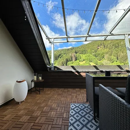 Apartment Bollenlodge Ferienwohnung mit Ausblick, modernem Design - ideal für Paare *