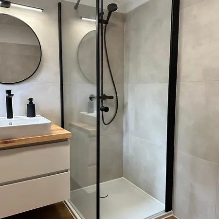 Ferienwohnung Mit Ausblick Dachterrasse Ideal Fuer Paare Und Hund Direkt Am Wanderweg 15 Min Zum Wasserfall Und Haengebruecke